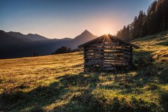 Hütte mit Blick auf Üntschenspitze © Michael Meusburger - Bre